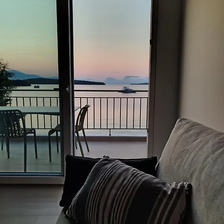 Marmel Seaside Apartment-brandnew Beachfront In *
