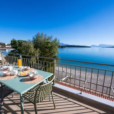 Marmel Seaside Apartment-brandnew Beachfront In Apartment Nydri (Lefkada)